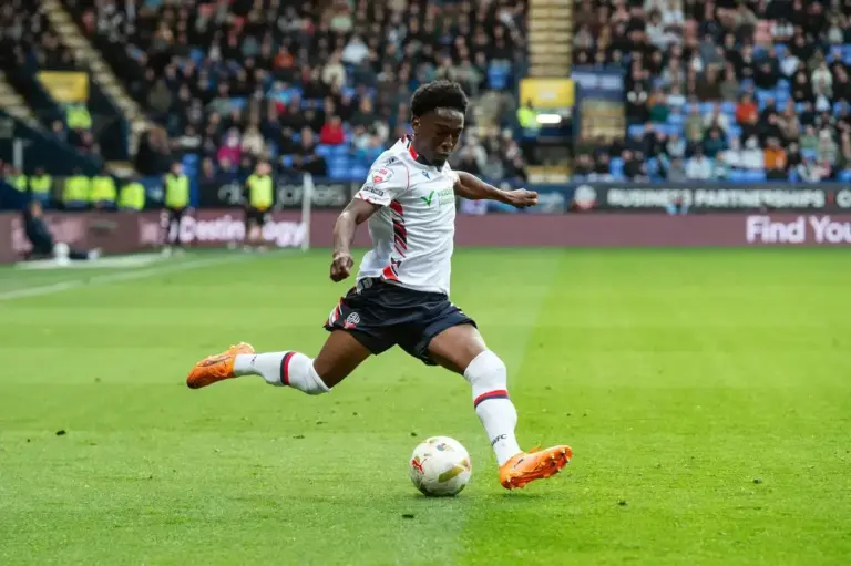 Brighton ready new contract for winger after rejecting £5m bid