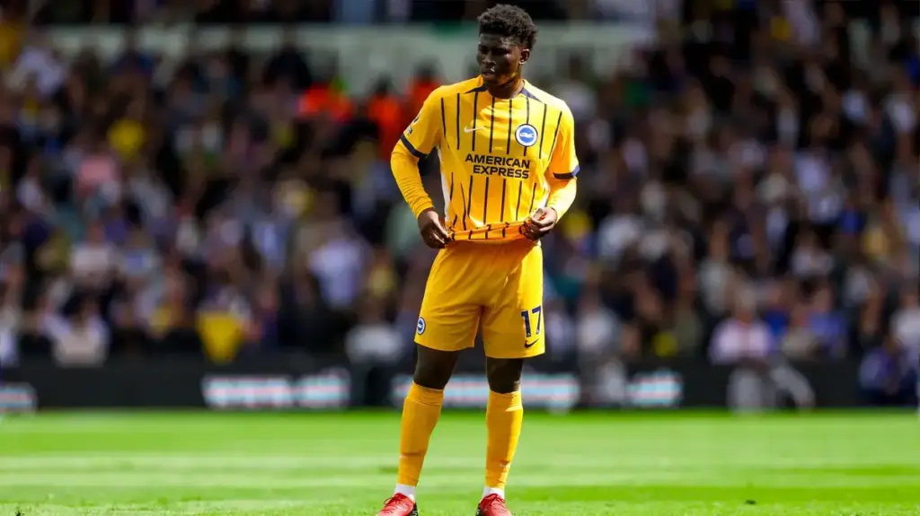 Brighton & Hove Albion midfielder in action amid Manchester United transfer interest