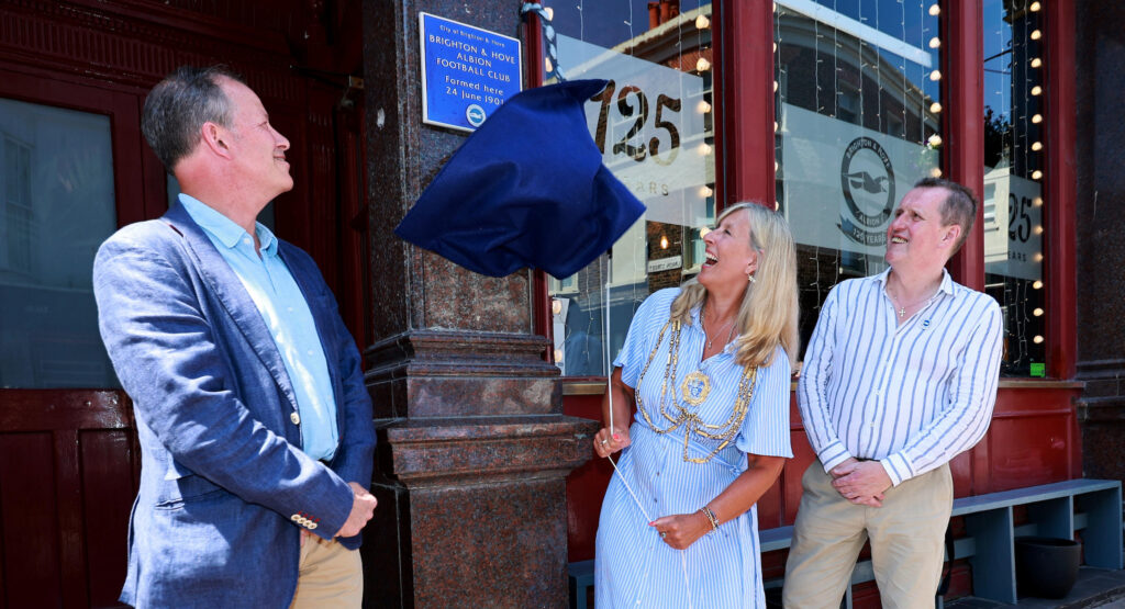 Brighton and Hove mayor Theresa Fowler unveils Albion 125th anniversary plaque at the Seven Stars