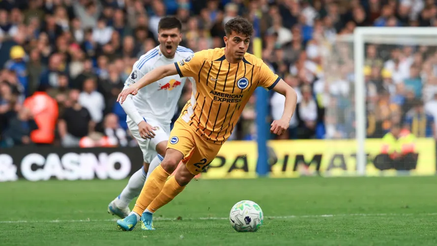 Yasin Ayari playing for Brighton before Sweden's World Cup opener