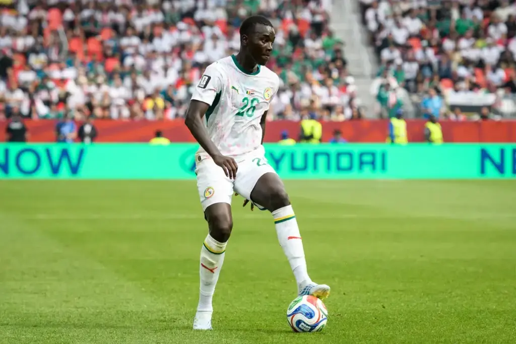 Brighton Monitor Pape Gueye Transfer As Villarreal Midfielder Draws Premier League Interest