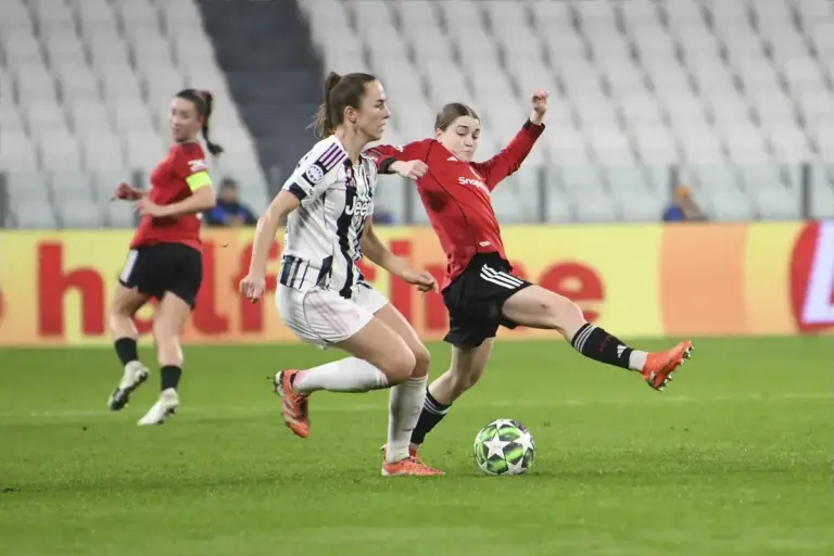 Lia Walti Set for Brighton Debut Against Old Club Arsenal