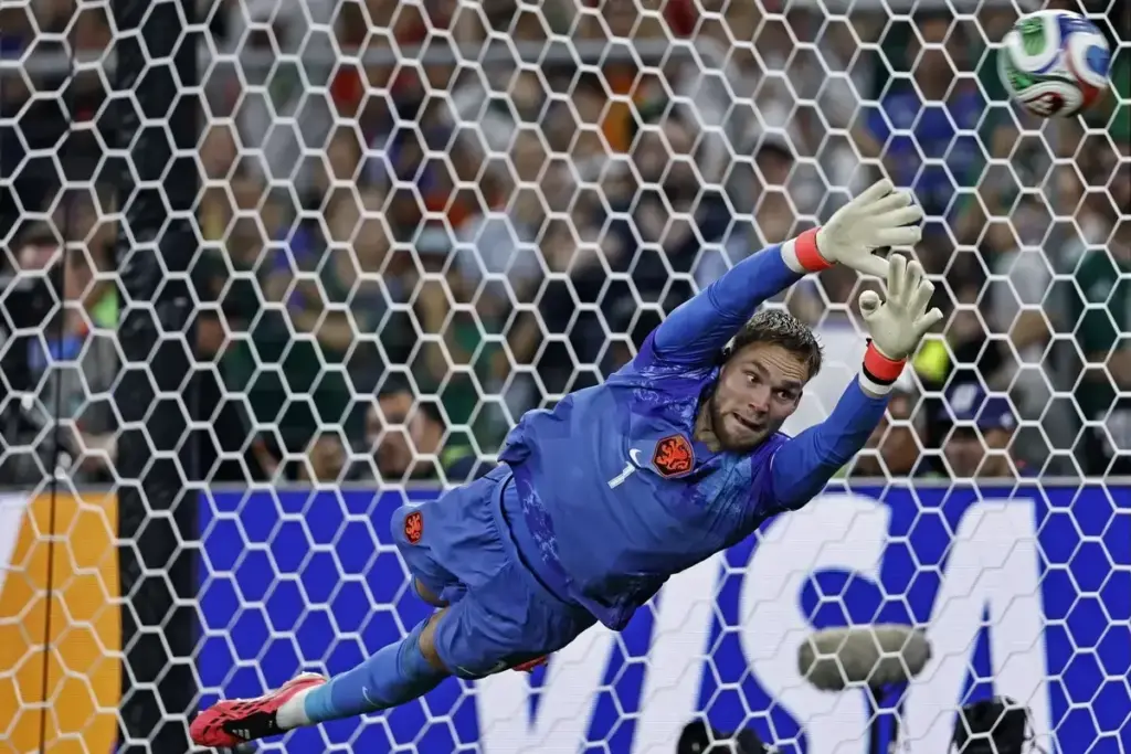 Bart Verbruggen Makes Five Saves As Netherlands Exit World Cup Against Morocco