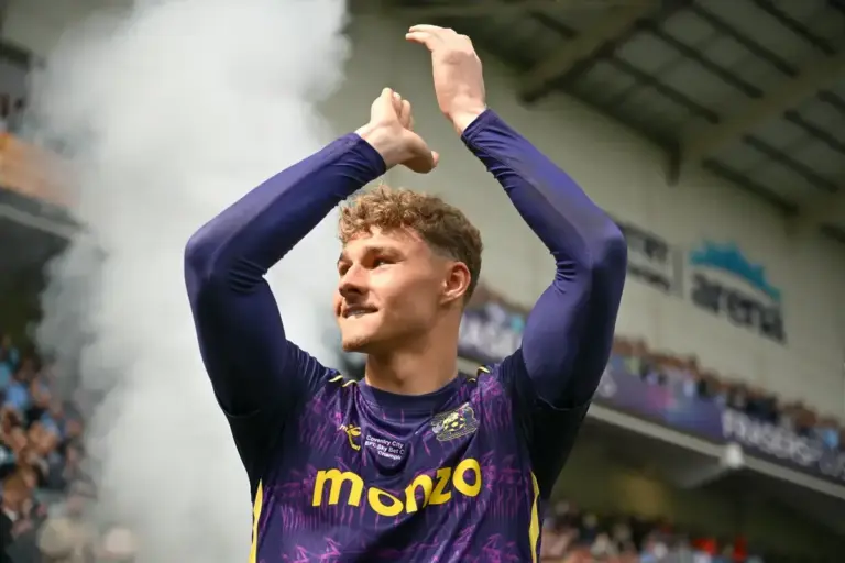 Brighton goalkeeper close to rejoining former club
