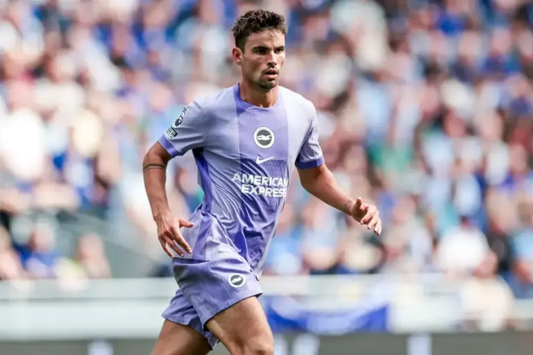 Matt O’Riley opens door to Brighton exit after difficult season