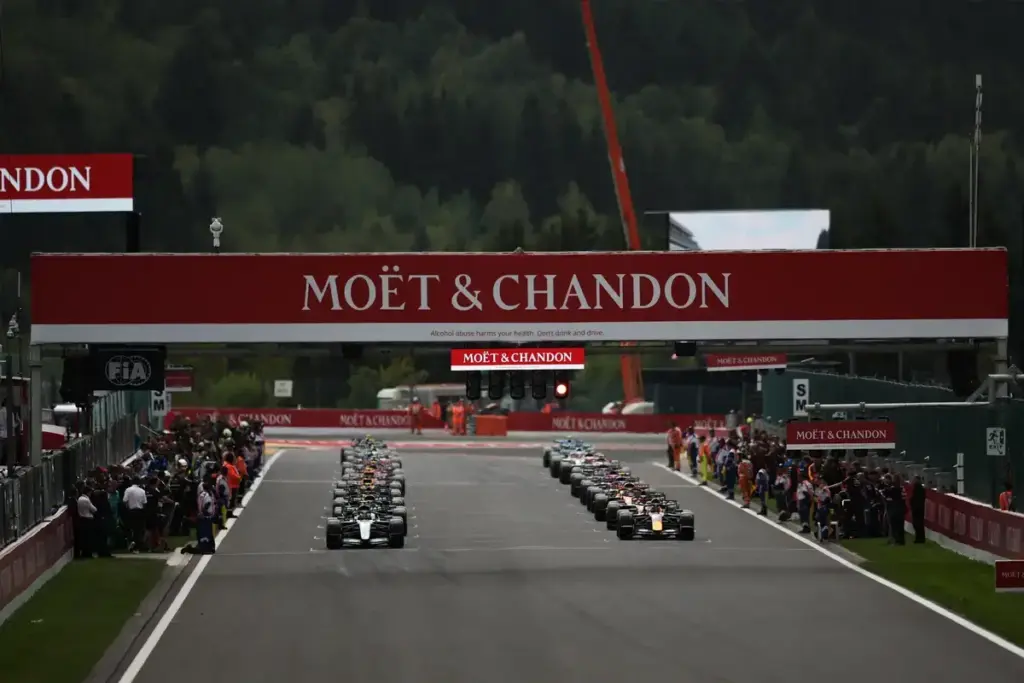 Starting grid before departure during the Formula 1 Belgian Grand Prix 2026, 10th round of the 2026 Formula One World Championship from July 17 to 19, 2026 on the Circuit de Spa-Francorchamps, in Stavelot, Belgium - Photo Eric Alonso / DPPI / Every S