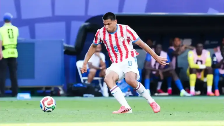 Diego Gomez shines in central midfield as Paraguay beat Bolivia